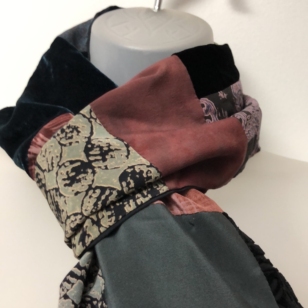 Pazuki Luxurious Multicolor Patchwork Silk Velvet… - image 1